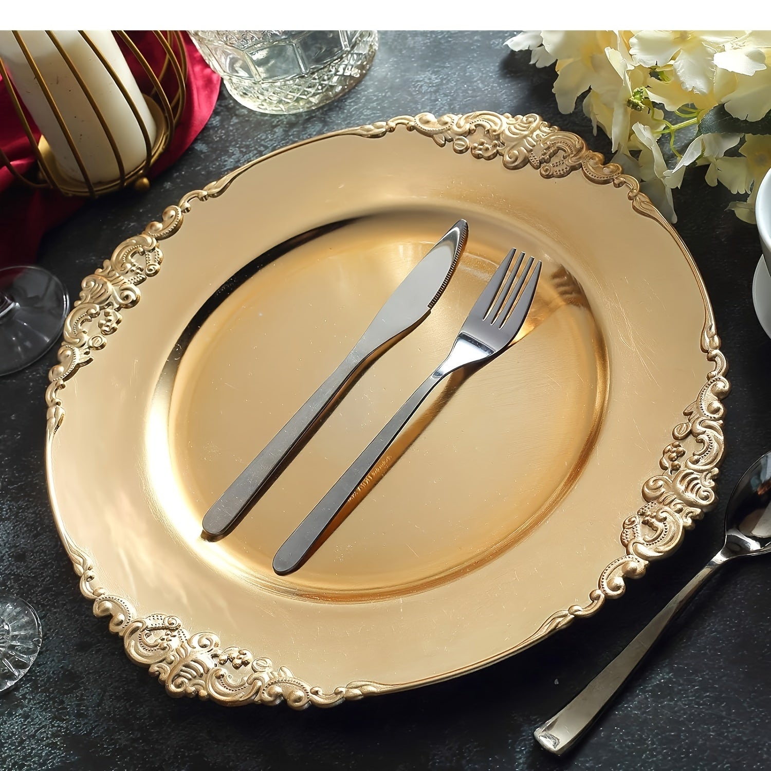 12 Gold Edged Circular Plastic Decorative Tray!
